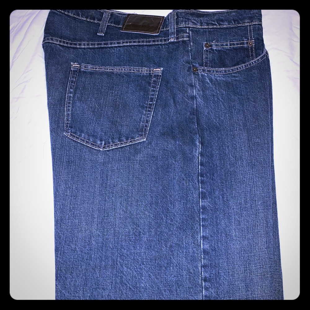 Magellan Outdoors dark wash Relaxed fit jeans